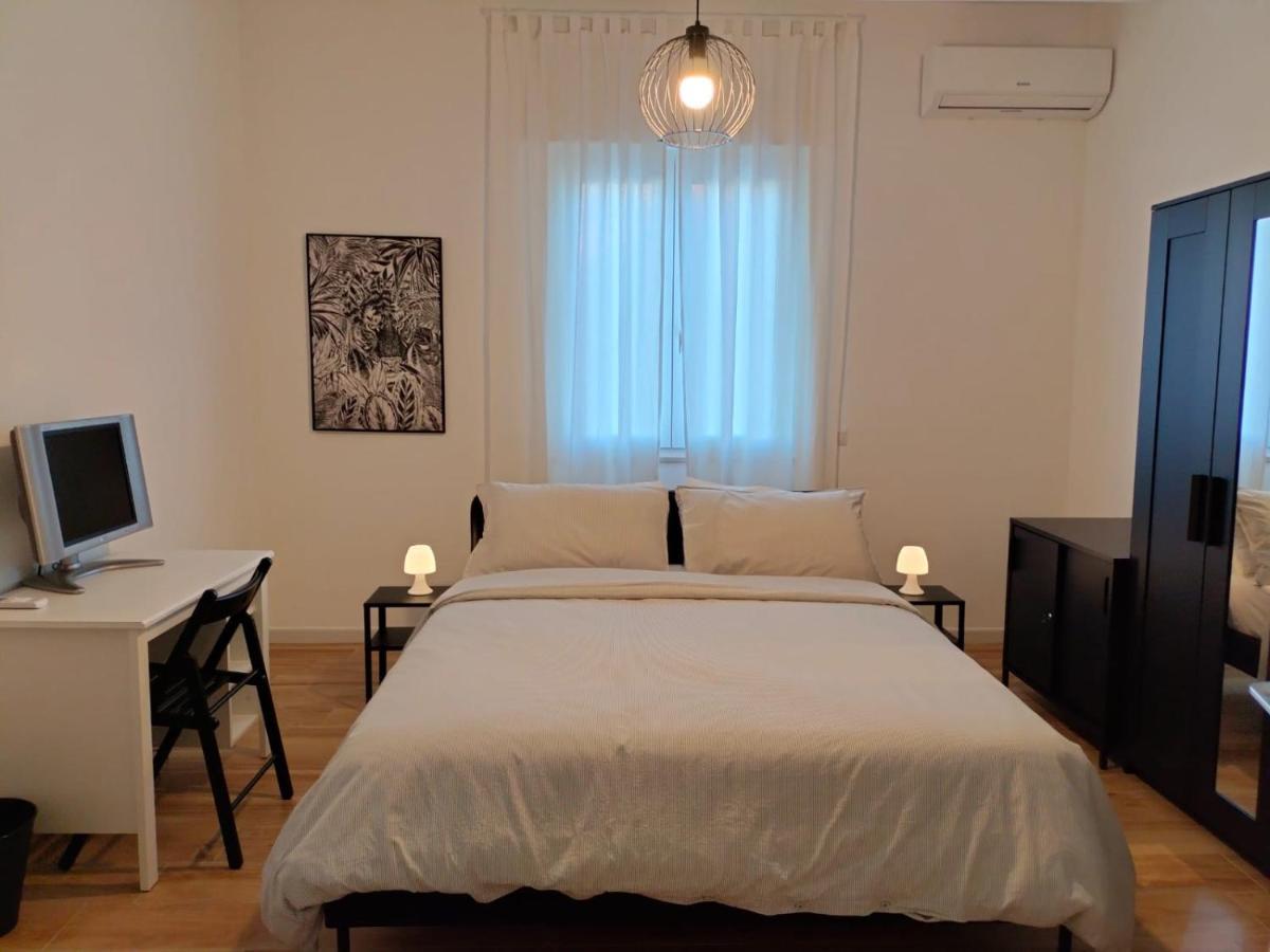 B&B Tanto Piacere Taranto Exterior foto